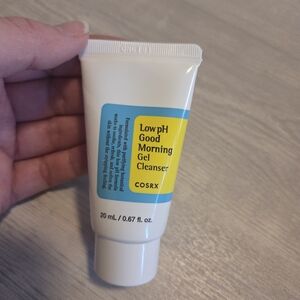 COSRX Low pH Good Morning Gel Cleanser